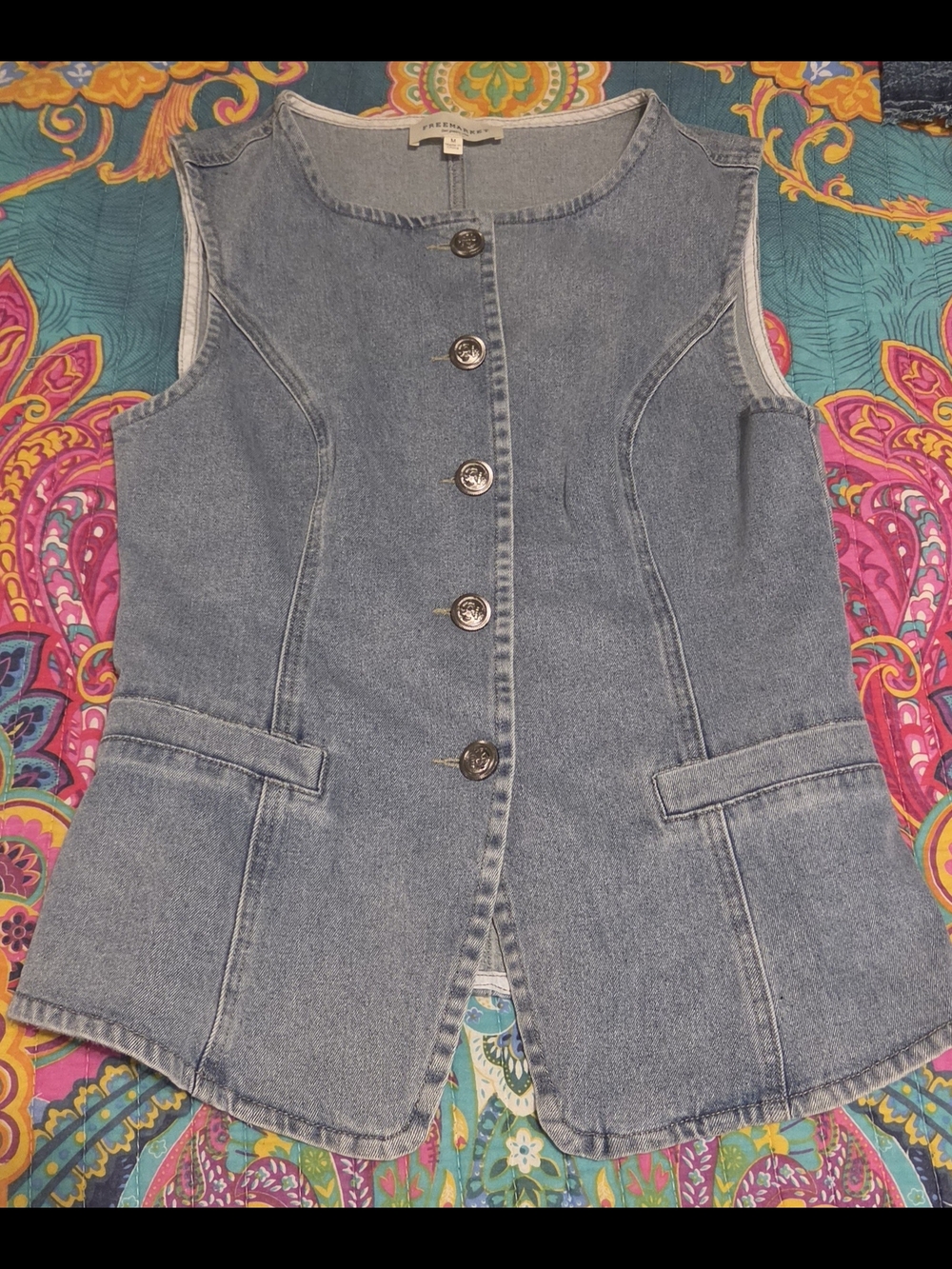 Vintage-Inspired Denim Vest - Light Blue